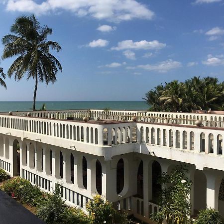 Hotel Silver Sands Negombo Exterior foto