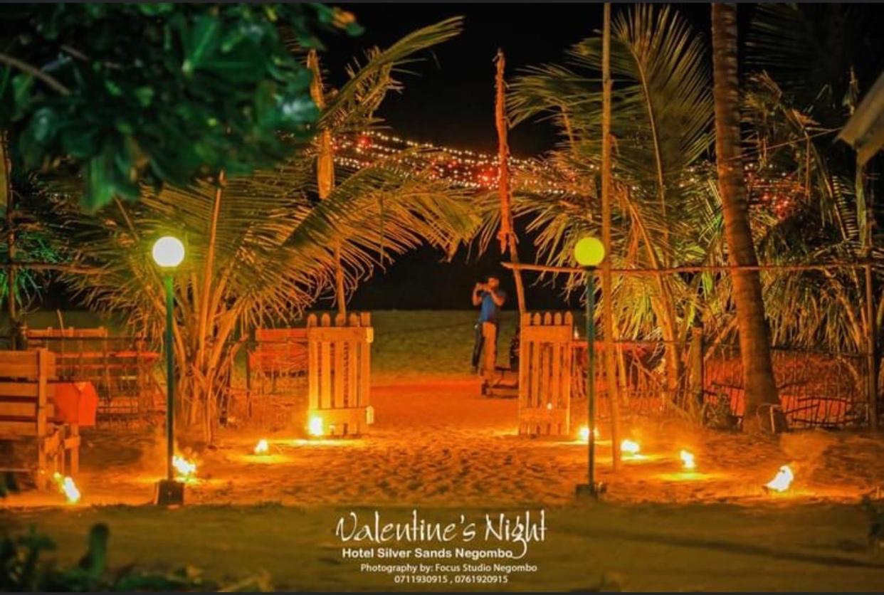 Hotel Silver Sands Negombo Exterior foto