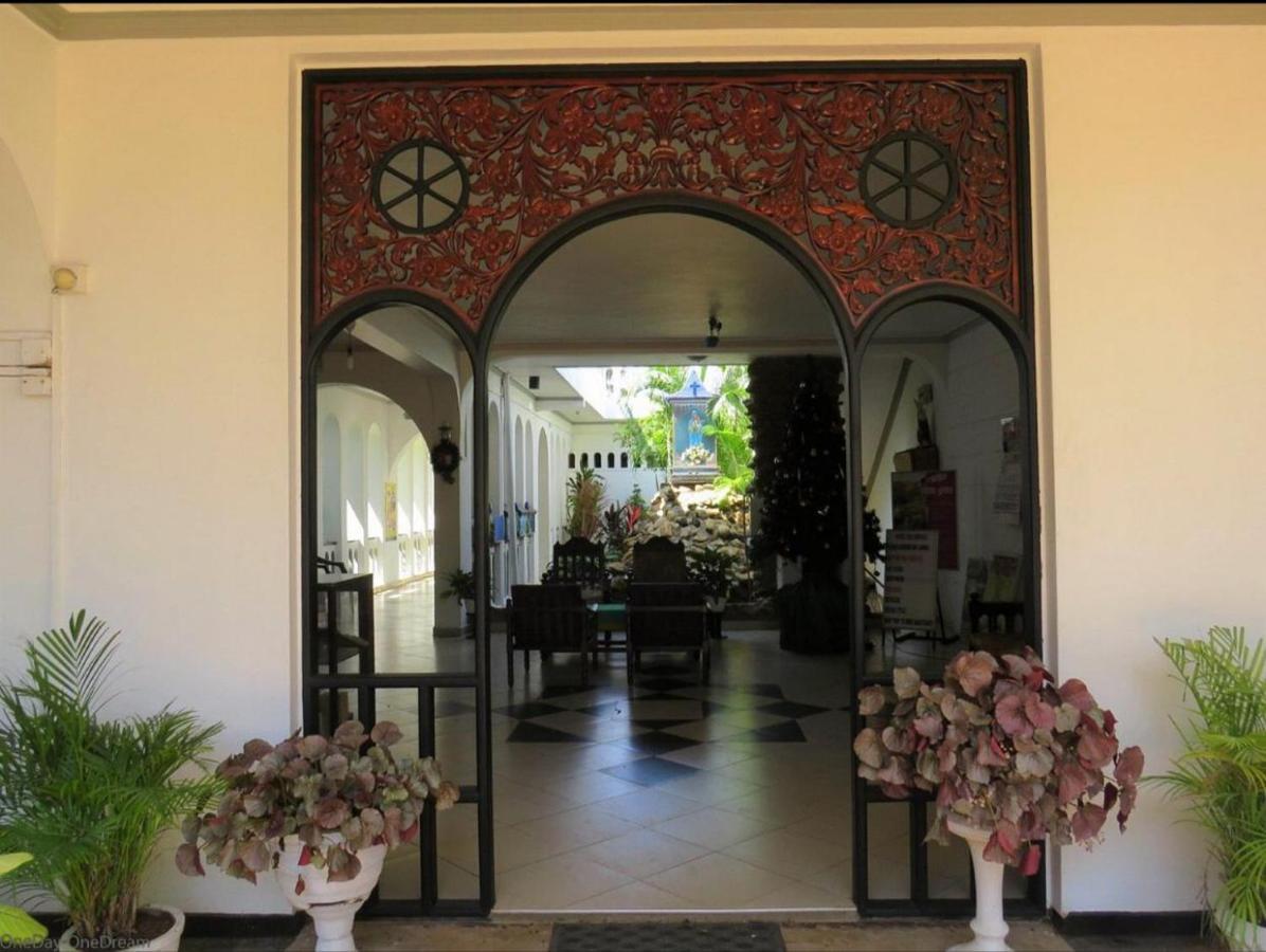 Hotel Silver Sands Negombo Exterior foto